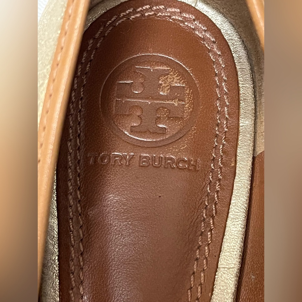 Tory Burch Louisa Gold Tan Ballet Flats 9 - Picture 8 of 8